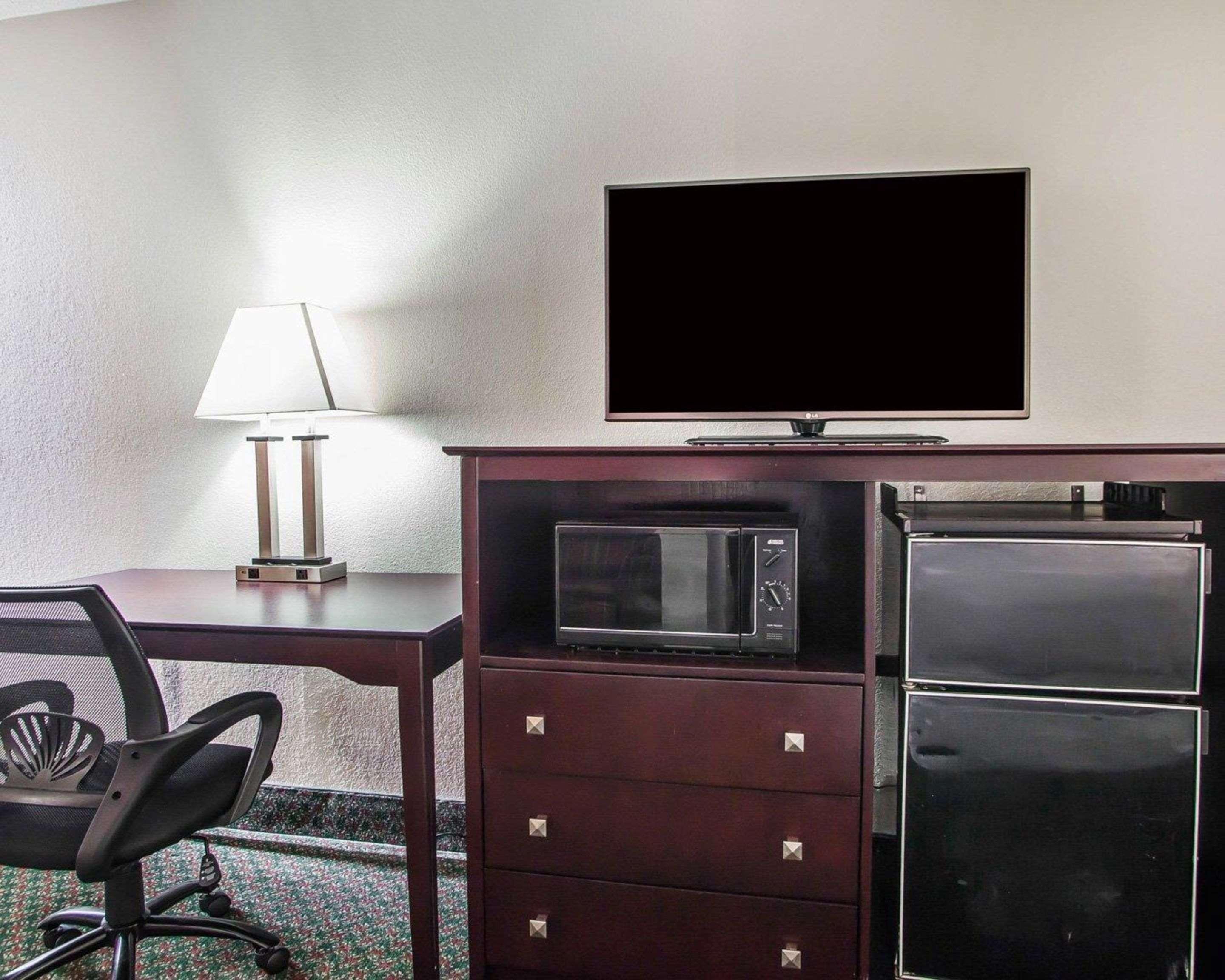 Comfort Inn & Suites Wyomissing-Reading Dış mekan fotoğraf