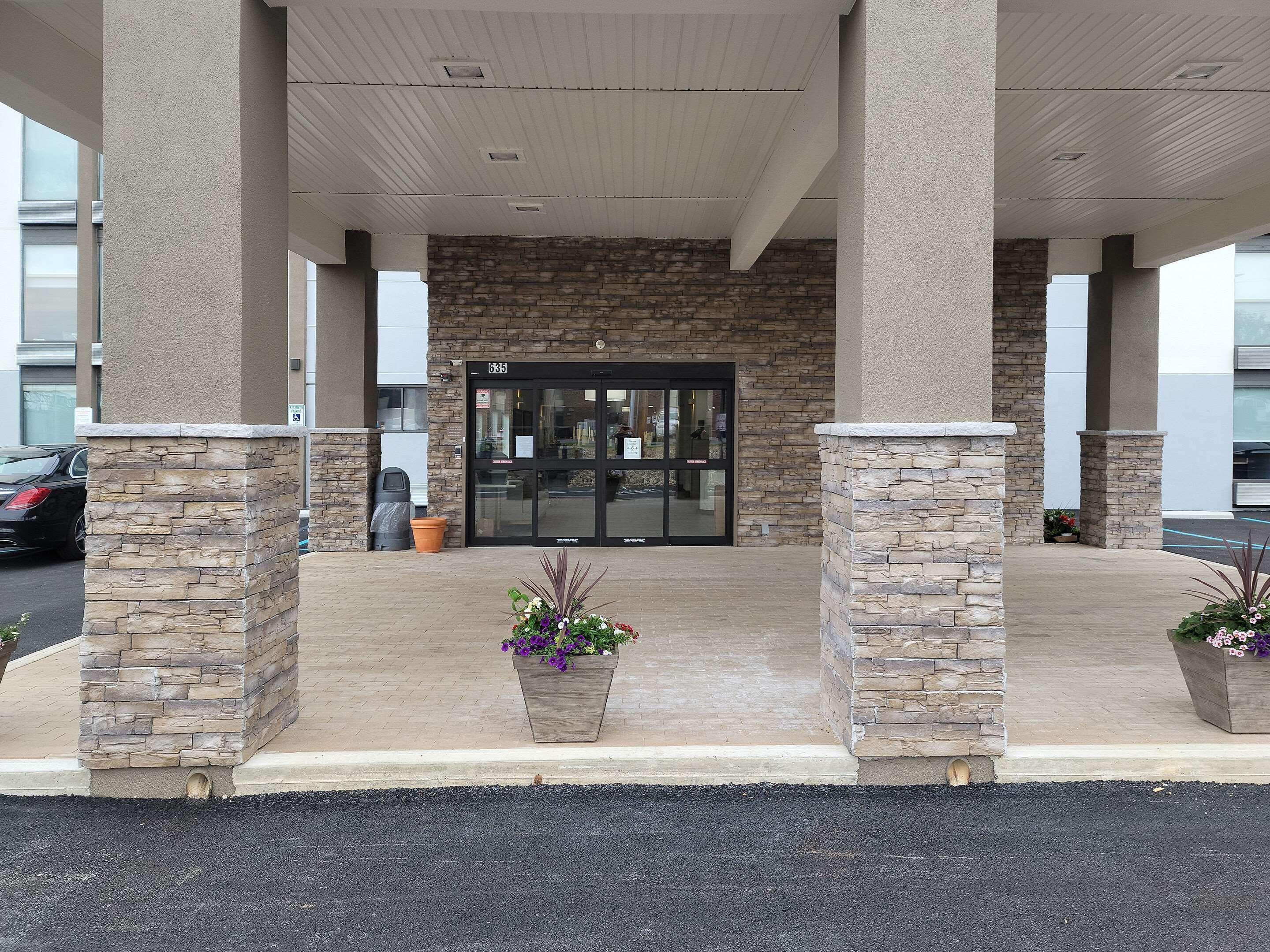 Comfort Inn & Suites Wyomissing-Reading Dış mekan fotoğraf